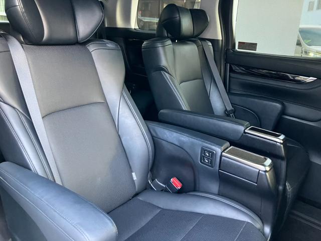 アルファード 2.5S Cパッケージ (138)後席モニタ- 黒革シート 純正10型ナビ フルセグTV バックカメラ 両側電動スライドドア 電動リアゲート シートエアコン レーダークルコン AC100V電源 ドラレコ ビルトインETC(5枚目)