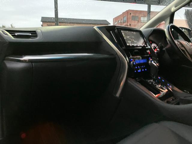 アルファード 2.5S Cパッケージ (146)後席モニタ- 黒革シート 純正大型ナビ デジタルインナーミラー フルセグTV バックカメラ シートエアコン レーダークルコン 社外21AW ETC 両側電動スライドドア 電動リアゲート(18枚目)