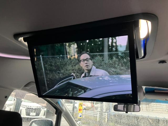 ヴェルファイアハイブリッド Z 後席モニター 社外10型ナビ フルセグTV バックカメラ 両側電動スライドドア レーダークルコン 寒冷地仕様 衝突被害軽減ブレーキ レーンアシスト ビルトインETC Bluetooth(4枚目)