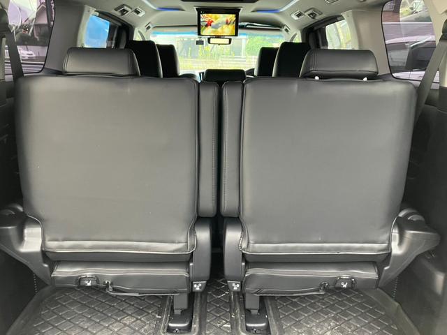 ヴェルファイア ２．５Ｚ　８人乗り　純正大型後席モニター　純正１０型ナビ　ＢＳＭ　デジタルインナーミラー　両側パワスラ　バックカメラ　ＴＶキャンセラー　レーダークルコン　プリクラッシュセーフティー　ＬＥＤヘッドライト　ＥＴＣ（30枚目）