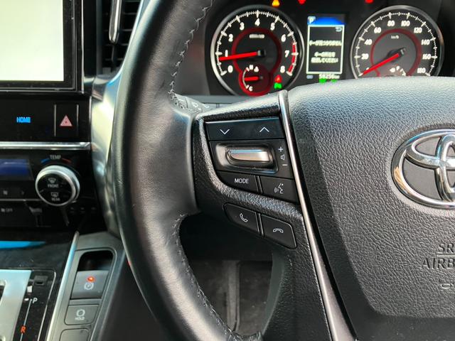 ヴェルファイア ２．５Ｚ　８人乗り　純正大型後席モニター　純正１０型ナビ　ＢＳＭ　デジタルインナーミラー　両側パワスラ　バックカメラ　ＴＶキャンセラー　レーダークルコン　プリクラッシュセーフティー　ＬＥＤヘッドライト　ＥＴＣ（43枚目）
