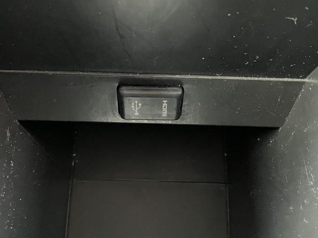 ヴェルファイア ２．５Ｚ　８人乗り　純正大型後席モニター　純正１０型ナビ　ＢＳＭ　デジタルインナーミラー　両側パワスラ　バックカメラ　ＴＶキャンセラー　レーダークルコン　プリクラッシュセーフティー　ＬＥＤヘッドライト　ＥＴＣ（48枚目）