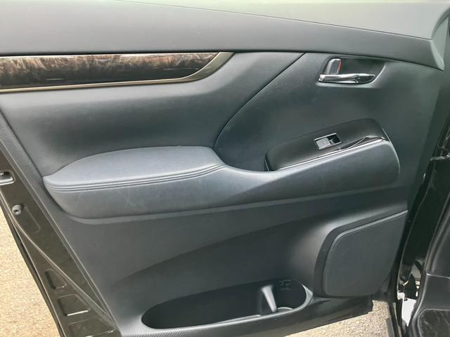 TOYOTA ALPHARD 2.5S TYPE GOLD III