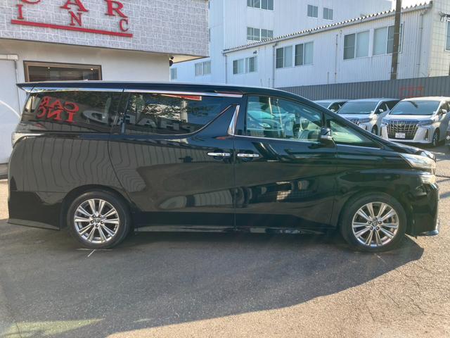 ヴェルファイア ２．５Ｚ　Ａエディション　ゴールデンアイズ　（４３）後席モニター　純正１０型ナビ　フルセグＴＶ　バックカメラ　両側電動スライドドア　電動リアゲート　ハーフレザーシート　ＡＣ１００Ｖ電源　ＴＶキャンセラー　ビルトインＥＴＣ　純正１８ＡＷ（11枚目）