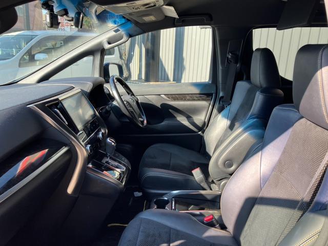 ヴェルファイア ２．５Ｚ　Ａエディション　ゴールデンアイズ　（４３）後席モニター　純正１０型ナビ　フルセグＴＶ　バックカメラ　両側電動スライドドア　電動リアゲート　ハーフレザーシート　ＡＣ１００Ｖ電源　ＴＶキャンセラー　ビルトインＥＴＣ　純正１８ＡＷ（18枚目）