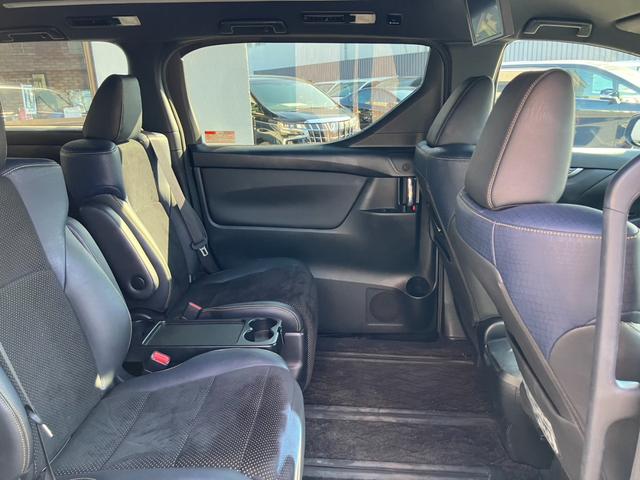 ヴェルファイア ２．５Ｚ　Ａエディション　ゴールデンアイズ　（４３）後席モニター　純正１０型ナビ　フルセグＴＶ　バックカメラ　両側電動スライドドア　電動リアゲート　ハーフレザーシート　ＡＣ１００Ｖ電源　ＴＶキャンセラー　ビルトインＥＴＣ　純正１８ＡＷ（27枚目）