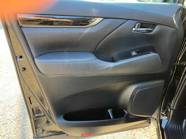 ヴェルファイア 2.5Z Aエディション ゴールデンアイズ (10)モデリスタエアロ 後席モニター 純正10型ナビ フルセグTV バックカメラ 両側電動スライドドア 電動リアゲート HDMI接続 ドライブレコーダー ビルトインETC ハーフレザーシート(19枚目)