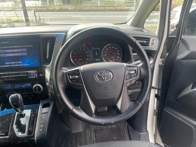 アルファード 2.5S サンルーフ アルパイン11型ナビ&12.8型後席モニター バックカメラ 両側パワスラ 8人乗り レーダークルコン プリクラッシュセーフティー LEDヘッドライト フルセグTV 純正18インチAW(9枚目)