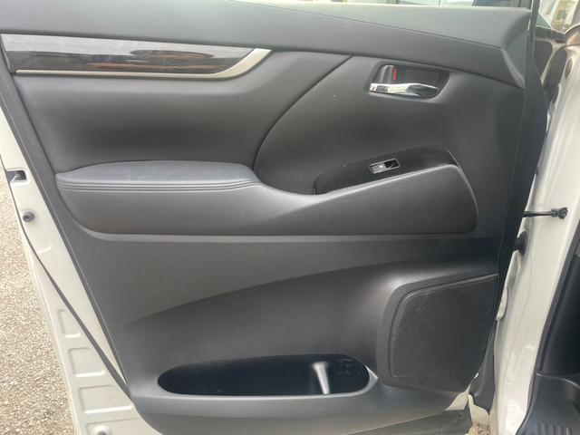 アルファード 2.5S サンルーフ アルパイン11型ナビ&12.8型後席モニター バックカメラ 両側パワスラ 8人乗り レーダークルコン プリクラッシュセーフティー LEDヘッドライト フルセグTV 純正18インチAW(22枚目)