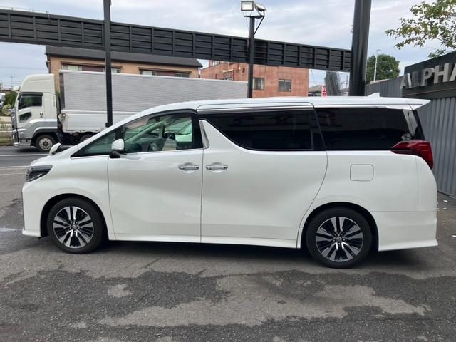 アルファード 2.5S Cパッケージ 黒革シート デジタルインナーミラー 純正大型ナビ シートエアコン 両側パワスラ バックカメラ パワーバックドア AC100V電源 プリクラッシュセーフティー レーダークルコン フルセグTV ETC(23枚目)