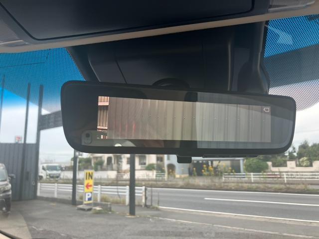 アルファードハイブリッド エグゼクティブラウンジ　サンルーフ　モデリスタエアロ　ＪＢＬサウンド　ＭＯＰ大型後席モニター　全方位カメラ　ＭＯＰ大型ナビ　１５００Ｗ電源　寒冷地仕様　デジタルインナーミラー　ＢＳＭ　ベージュ革シート　レーダークルコン（12枚目）