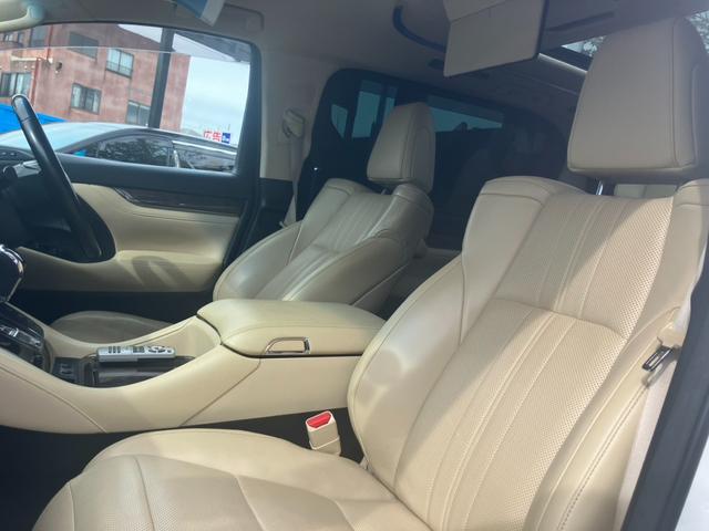 アルファードハイブリッド エグゼクティブラウンジ　サンルーフ　モデリスタエアロ　ＪＢＬサウンド　ＭＯＰ大型後席モニター　全方位カメラ　ＭＯＰ大型ナビ　１５００Ｗ電源　寒冷地仕様　デジタルインナーミラー　ＢＳＭ　ベージュ革シート　レーダークルコン（31枚目）