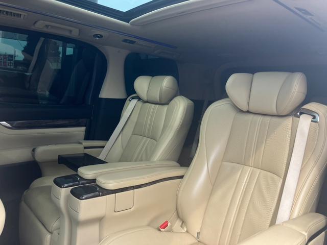 アルファードハイブリッド エグゼクティブラウンジ　サンルーフ　モデリスタエアロ　ＪＢＬサウンド　ＭＯＰ大型後席モニター　全方位カメラ　ＭＯＰ大型ナビ　１５００Ｗ電源　寒冷地仕様　デジタルインナーミラー　ＢＳＭ　ベージュ革シート　レーダークルコン（34枚目）