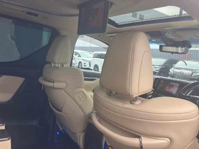 アルファードハイブリッド エグゼクティブラウンジ　サンルーフ　モデリスタエアロ　ＪＢＬサウンド　ＭＯＰ大型後席モニター　全方位カメラ　ＭＯＰ大型ナビ　１５００Ｗ電源　寒冷地仕様　デジタルインナーミラー　ＢＳＭ　ベージュ革シート　レーダークルコン（43枚目）