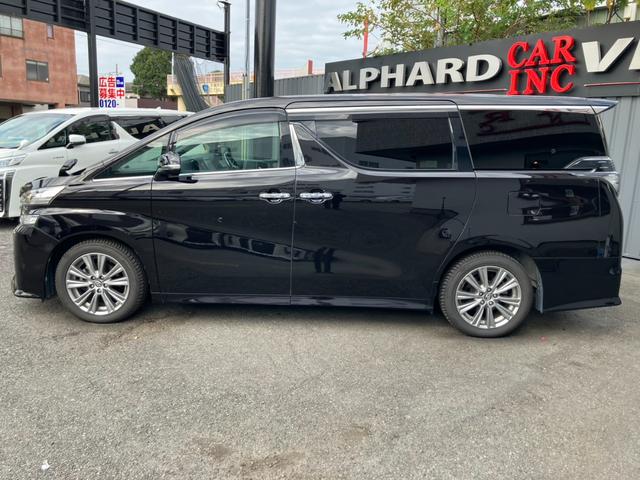 ヴェルファイア ２．５Ｚ　Ａエディション　ゴールデンアイズ　大型後席モニター　純正１０型ナビ　両側パワスラ　バックカメラ　レーダークルコン　プリクラッシュセーフティー　ＡＣ１００Ｖ電源　パワーバックドア　ドラレコ　専用ハーフレザーシート　フルセグＴＶ　ＥＴＣ（20枚目）