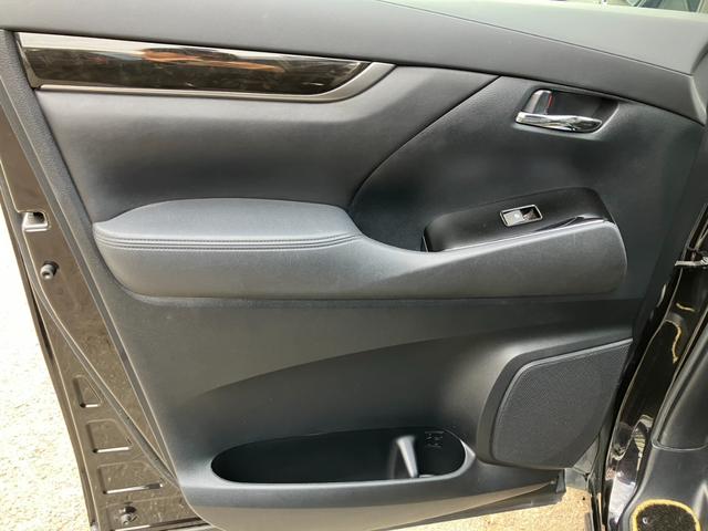 ヴェルファイア ２．５Ｚ　Ａエディション　ゴールデンアイズ　大型後席モニター　純正１０型ナビ　両側パワスラ　バックカメラ　レーダークルコン　プリクラッシュセーフティー　ＡＣ１００Ｖ電源　パワーバックドア　ドラレコ　専用ハーフレザーシート　フルセグＴＶ　ＥＴＣ（21枚目）