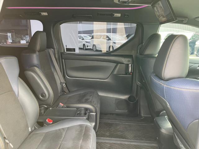 ヴェルファイア ２．５Ｚ　Ａエディション　ゴールデンアイズ　大型後席モニター　純正１０型ナビ　両側パワスラ　バックカメラ　レーダークルコン　プリクラッシュセーフティー　ＡＣ１００Ｖ電源　パワーバックドア　ドラレコ　専用ハーフレザーシート　フルセグＴＶ　ＥＴＣ（30枚目）