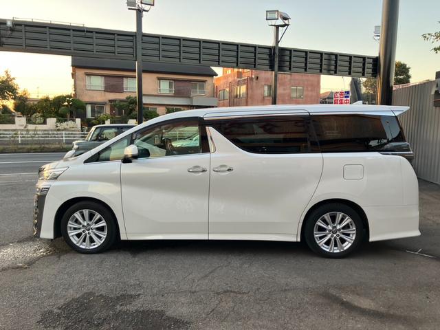 ヴェルファイア ２．５Ｚ　Ａエディション　純正大型後席モニター　純正１０型ナビ　両側パワスラ　バックカメラ　ＡＣ１００Ｖ電源　レーダークルコン　プリクラッシュセーフティ　ＴＶキャンセラー　純正１８インチＡＷ　スーパーロングスライドシート（17枚目）