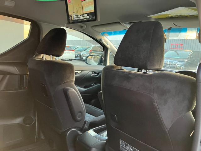 ヴェルファイア ２．５Ｚ　Ａエディション　純正大型後席モニター　純正１０型ナビ　両側パワスラ　バックカメラ　ＡＣ１００Ｖ電源　レーダークルコン　プリクラッシュセーフティ　ＴＶキャンセラー　純正１８インチＡＷ　スーパーロングスライドシート（30枚目）