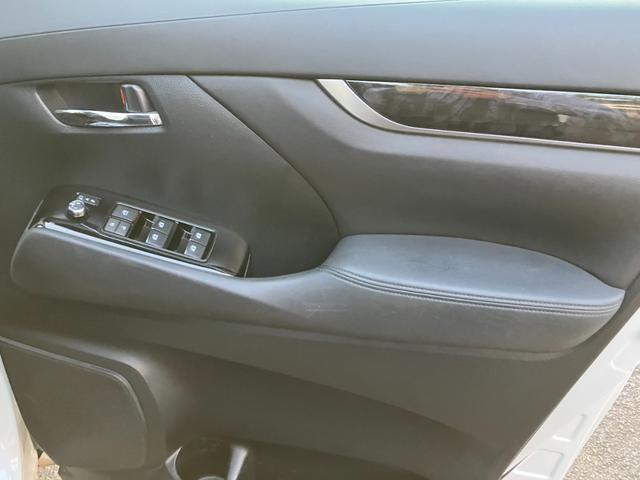 ヴェルファイア ２．５Ｚ　Ａエディション　純正大型後席モニター　純正１０型ナビ　両側パワスラ　バックカメラ　ＡＣ１００Ｖ電源　レーダークルコン　プリクラッシュセーフティ　ＴＶキャンセラー　純正１８インチＡＷ　スーパーロングスライドシート（31枚目）
