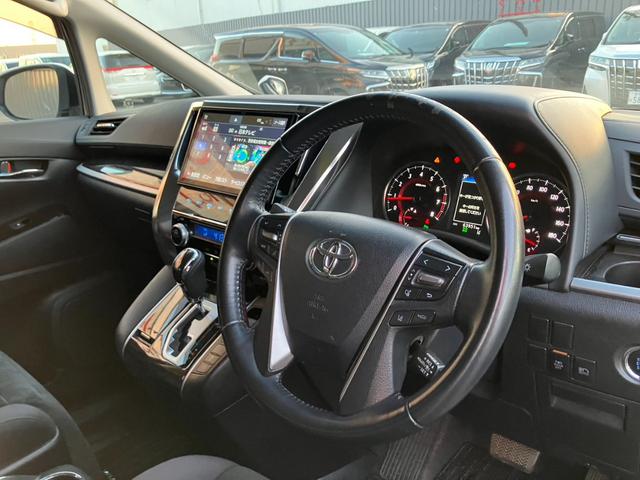 ヴェルファイア ２．５Ｚ　Ａエディション　純正大型後席モニター　純正１０型ナビ　両側パワスラ　バックカメラ　ＡＣ１００Ｖ電源　レーダークルコン　プリクラッシュセーフティ　ＴＶキャンセラー　純正１８インチＡＷ　スーパーロングスライドシート（33枚目）