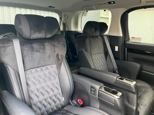 ヴェルファイア ２．５Ｚ　Ｇエディション　（１４）アルパイン後席モニタ－＆１０型ナビ　レーダークルコン　フルセグＴＶ　バックカメラ　両側電動スライドドア　電動リアゲート　ハーフレザーシート　ハンドルヒーター　パワーシート　ＥＴＣ　純正１８ＡＷ（32枚目）