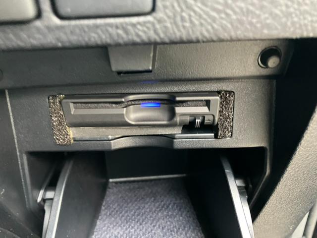 ヴェルファイア ２．５Ｚ　Ｇエディション　（１４）アルパイン後席モニタ－＆１０型ナビ　レーダークルコン　フルセグＴＶ　バックカメラ　両側電動スライドドア　電動リアゲート　ハーフレザーシート　ハンドルヒーター　パワーシート　ＥＴＣ　純正１８ＡＷ（49枚目）