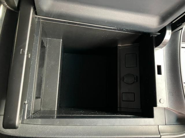 ヴェルファイア ２．５Ｚ　Ｇエディション　（１４）アルパイン後席モニタ－＆１０型ナビ　レーダークルコン　フルセグＴＶ　バックカメラ　両側電動スライドドア　電動リアゲート　ハーフレザーシート　ハンドルヒーター　パワーシート　ＥＴＣ　純正１８ＡＷ（52枚目）