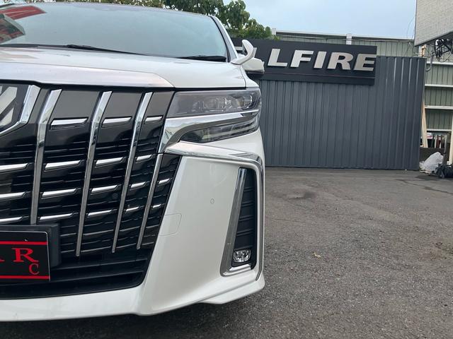 アルファード ２．５Ｓ　Ａパッケージ　（８３）純正大型ナビ　フルセグＴＶ　バックカメラ　両側電動スライドドア　レーダークルコン　ＴＶキャンセラー　ビルトインＥＴＣ　寒冷地仕様　アイドリングストップ　純正１８ＡＷ　衝突軽減ブレーキ（42枚目）