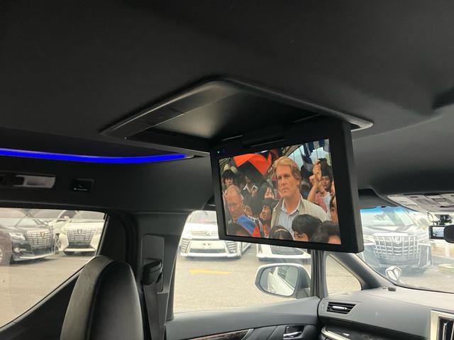 アルファード ２．５Ｓ　タイプゴールドＩＩ　（８６）後席モニター　フルセグＴＶ　バックカメラ　ディスプレイオーディオ　ＣＤ／ＤＶＤデッキ　レーダークルコン　両側電動スライドドア　電動リアゲート　ハーフレザーシート　ドライブレコーダ－　ＥＴＣ（4枚目）