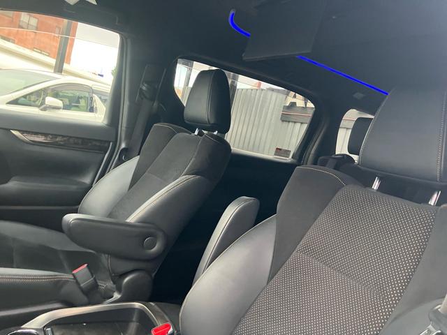 アルファード ２．５Ｓ　タイプゴールドＩＩ　（８６）後席モニター　フルセグＴＶ　バックカメラ　ディスプレイオーディオ　ＣＤ／ＤＶＤデッキ　レーダークルコン　両側電動スライドドア　電動リアゲート　ハーフレザーシート　ドライブレコーダ－　ＥＴＣ（21枚目）