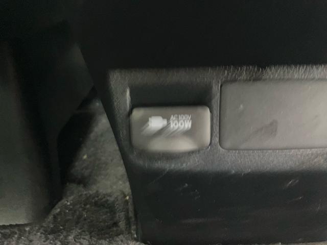 アルファード ２．５Ｓ　タイプゴールドＩＩ　（８６）後席モニター　フルセグＴＶ　バックカメラ　ディスプレイオーディオ　ＣＤ／ＤＶＤデッキ　レーダークルコン　両側電動スライドドア　電動リアゲート　ハーフレザーシート　ドライブレコーダ－　ＥＴＣ（33枚目）