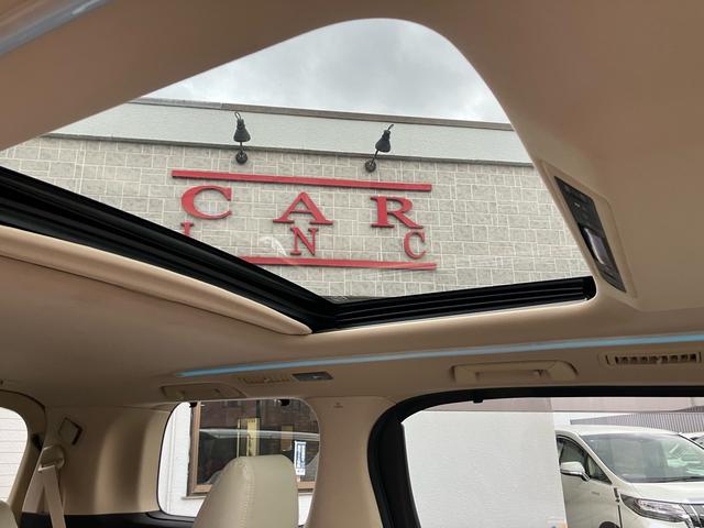 アルファードハイブリッド Ｇ　（１２５）サンルーフ　後席モニター　純正ナビ　レーダークルコン　両側電動スライドドア　電動リアゲート　フルセグＴＶ　バックカメラ　Ｂｌｕｅｔｏｏｔｈ接続　衝突軽減ブレーキ　パワーシート　ＥＴＣ（4枚目）