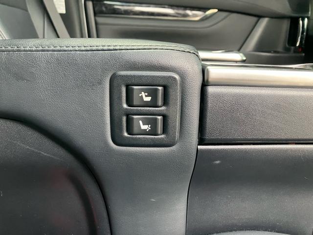 アルファード ２．５Ｓ　Ｃパッケージ　（１３７）サンルーフ　アルパイン後席モニター＆１０型ナビ　黒革シート　デジタルインナーミラー　フルセグＴＶ　バックカメラ　両側電動スライドドア　電動リアゲート　レーダークルコン　シートエアコン　ＥＴＣ（35枚目）