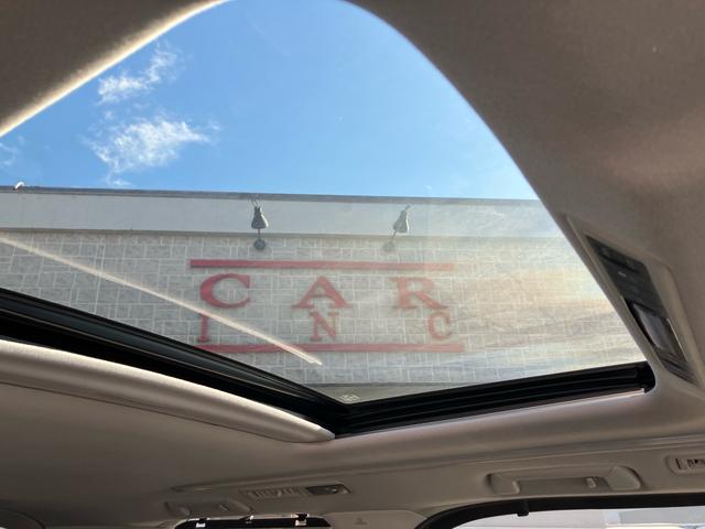 ヴェルファイア ２．５Ｚ　Ｇエディション　（３３）サンルーフ　アルパイン１１型ナビ＆大型後席モニター　ＢＳＭ　デジタルインナーミラー　黒革シート　ＡＣ１００Ｖ電源　シートエアコン　パワーバックドア　両側パワスラ　バックカメラ　フルセグ　ＥＴＣ（4枚目）