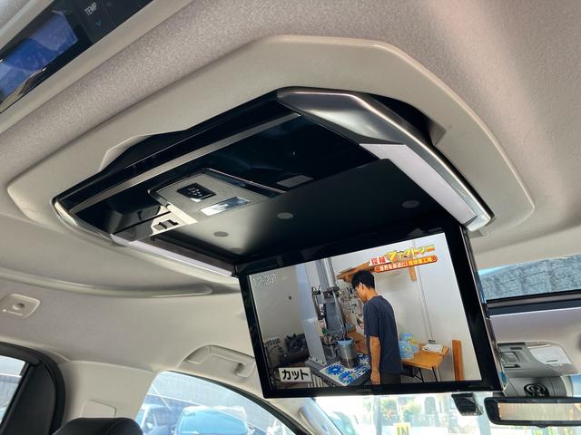 ヴェルファイア ２．５Ｚ　Ｇエディション　（３３）サンルーフ　アルパイン１１型ナビ＆大型後席モニター　ＢＳＭ　デジタルインナーミラー　黒革シート　ＡＣ１００Ｖ電源　シートエアコン　パワーバックドア　両側パワスラ　バックカメラ　フルセグ　ＥＴＣ（5枚目）
