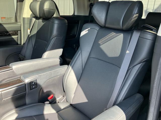 ヴェルファイア ２．５Ｚ　Ｇエディション　（３３）サンルーフ　アルパイン１１型ナビ＆大型後席モニター　ＢＳＭ　デジタルインナーミラー　黒革シート　ＡＣ１００Ｖ電源　シートエアコン　パワーバックドア　両側パワスラ　バックカメラ　フルセグ　ＥＴＣ（29枚目）