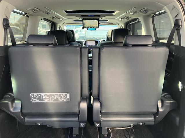 ヴェルファイア ２．５Ｚ　Ｇエディション　（３３）サンルーフ　アルパイン１１型ナビ＆大型後席モニター　ＢＳＭ　デジタルインナーミラー　黒革シート　ＡＣ１００Ｖ電源　シートエアコン　パワーバックドア　両側パワスラ　バックカメラ　フルセグ　ＥＴＣ（32枚目）