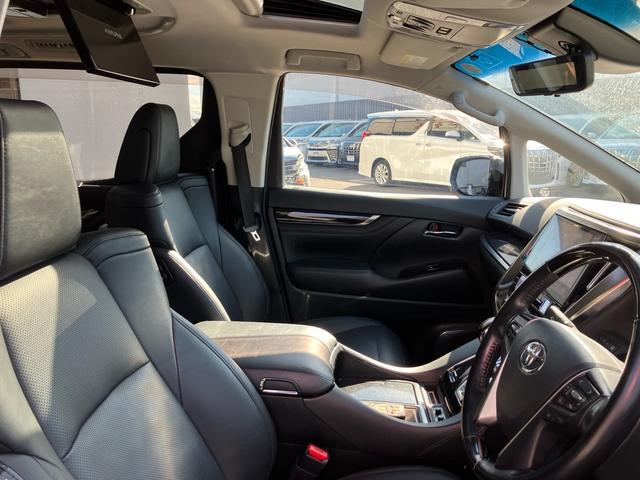 ヴェルファイア ２．５Ｚ　Ｇエディション　（３３）サンルーフ　アルパイン１１型ナビ＆大型後席モニター　ＢＳＭ　デジタルインナーミラー　黒革シート　ＡＣ１００Ｖ電源　シートエアコン　パワーバックドア　両側パワスラ　バックカメラ　フルセグ　ＥＴＣ（42枚目）