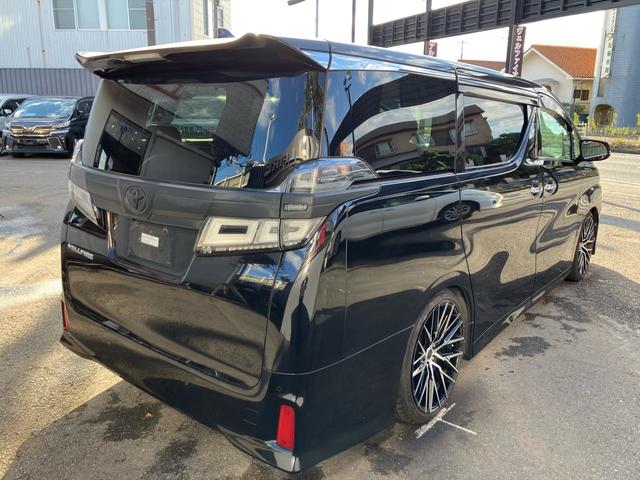 ヴェルファイア ２．５Ｚ　Ｇエディション　（６７）後席モニタ－　純正１０型ナビ　黒革シート　社外２０ＡＷ　車高調　三眼ＬＥＤヘッドライト　フルセグＴＶ　バックカメラ　両側電動スライド　電動リアゲート　ＡＣ１００Ｖ電源　寒冷地仕様　ＨＤＭＩ（17枚目）