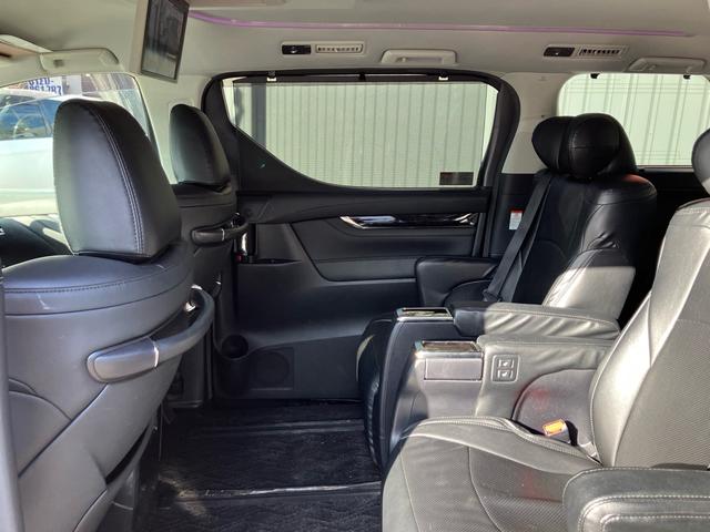 ヴェルファイア ２．５Ｚ　Ｇエディション　（６７）後席モニタ－　純正１０型ナビ　黒革シート　社外２０ＡＷ　車高調　三眼ＬＥＤヘッドライト　フルセグＴＶ　バックカメラ　両側電動スライド　電動リアゲート　ＡＣ１００Ｖ電源　寒冷地仕様　ＨＤＭＩ（27枚目）