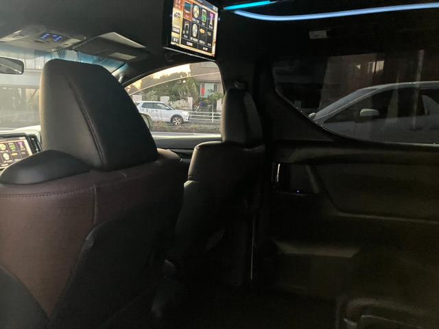 アルファード ２．５Ｓ　Ａパッケージ　タイプブラック　（７３）ワンオーナー　アルパイン後席モニター＆１０型ナビ　フルセグＴＶ　バックカメラ　レーダークルコン　両側電動スライドドア　電動リアゲート　ハーフレザーシート　社外２０ＡＷ　ＨＤＭＩ　ＥＴＣ（22枚目）