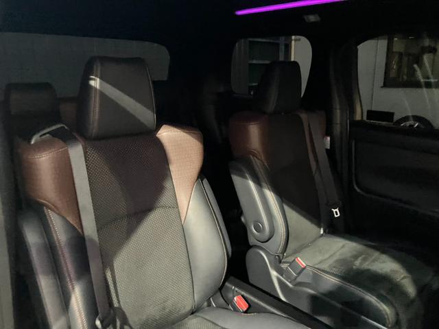 アルファード ２．５Ｓ　Ａパッケージ　タイプブラック　（７３）ワンオーナー　アルパイン後席モニター＆１０型ナビ　フルセグＴＶ　バックカメラ　レーダークルコン　両側電動スライドドア　電動リアゲート　ハーフレザーシート　社外２０ＡＷ　ＨＤＭＩ　ＥＴＣ（27枚目）