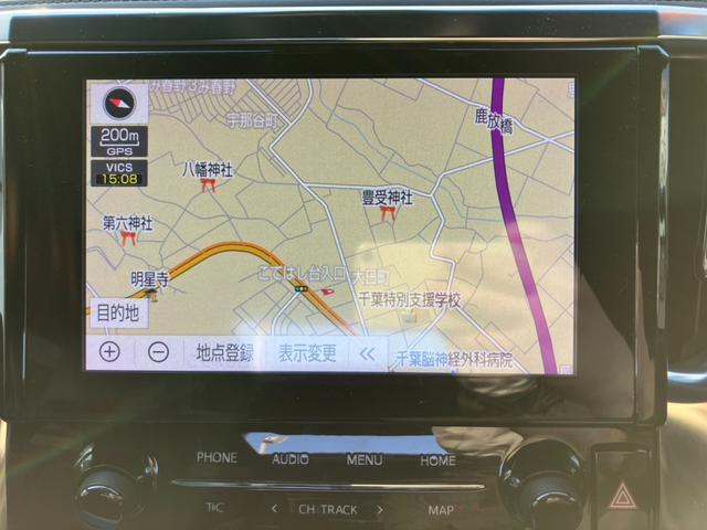 アルファード ２．５Ｓ　タイプゴールド　（１１１）サンルーフ　ＢＳＭ／ブラインドスポットモニター　デジタルインナーミラー　純正ディスプレイオーディオ　バックカメラ　両側電動スライドドア　電動リアゲート　ハーフレザーシート　ＡＣ１００Ｖ電源（5枚目）