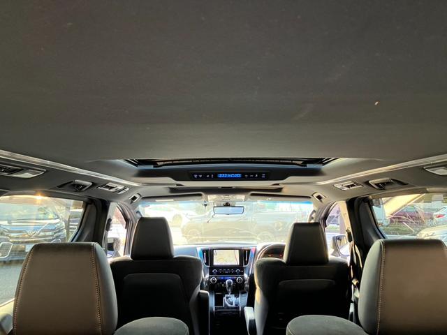 アルファード ２．５Ｓ　タイプゴールド　（１１１）サンルーフ　ＢＳＭ／ブラインドスポットモニター　デジタルインナーミラー　純正ディスプレイオーディオ　バックカメラ　両側電動スライドドア　電動リアゲート　ハーフレザーシート　ＡＣ１００Ｖ電源（48枚目）