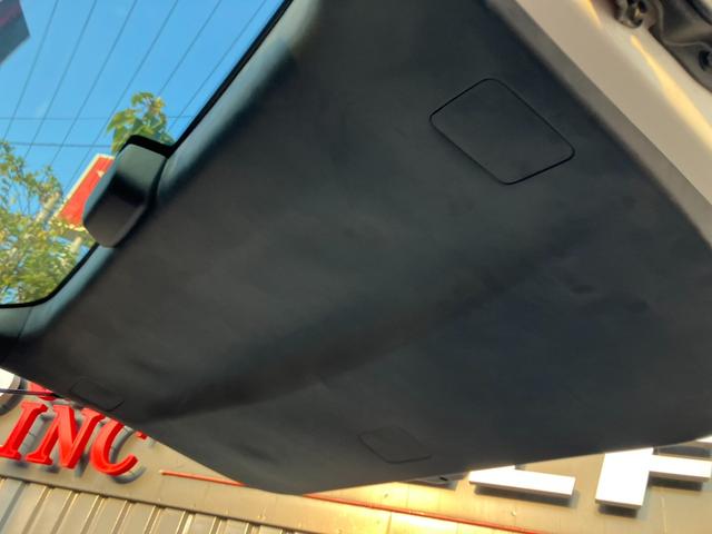 アルファード ２．５Ｓ　タイプゴールド　（１１１）サンルーフ　ＢＳＭ／ブラインドスポットモニター　デジタルインナーミラー　純正ディスプレイオーディオ　バックカメラ　両側電動スライドドア　電動リアゲート　ハーフレザーシート　ＡＣ１００Ｖ電源（49枚目）