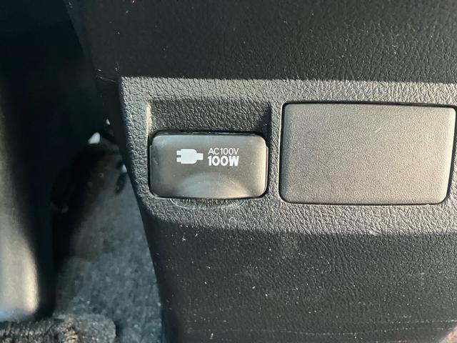 アルファード ２．５Ｓ　タイプゴールド　（５０）ワンオーナー　サンルーフ　後席モニター　フルセグ　バックカメラ　Ｄオーディオ　ＣＤ／ＤＶＤデッキ　レーダークルコン　ＡＣ１００Ｖ　三眼ＬＥＤヘッドライト　両側電動スライドドア　電動リアゲート（9枚目）