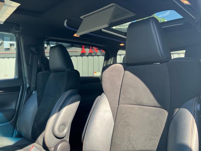 アルファード ２．５Ｓ　タイプゴールド　（５０）ワンオーナー　サンルーフ　後席モニター　フルセグ　バックカメラ　Ｄオーディオ　ＣＤ／ＤＶＤデッキ　レーダークルコン　ＡＣ１００Ｖ　三眼ＬＥＤヘッドライト　両側電動スライドドア　電動リアゲート（20枚目）