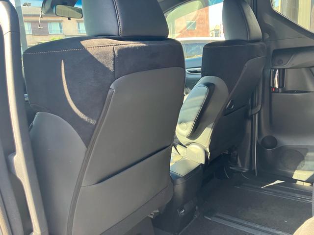 アルファード ２．５Ｓ　タイプゴールド　（５０）ワンオーナー　サンルーフ　後席モニター　フルセグ　バックカメラ　Ｄオーディオ　ＣＤ／ＤＶＤデッキ　レーダークルコン　ＡＣ１００Ｖ　三眼ＬＥＤヘッドライト　両側電動スライドドア　電動リアゲート（21枚目）