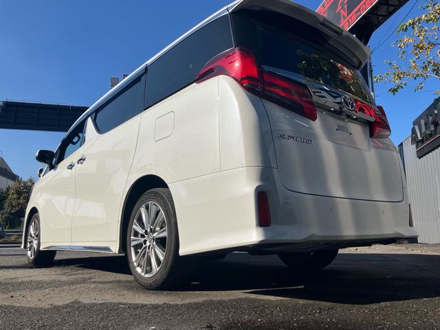 アルファード ２．５Ｓ　タイプゴールド　（５０）ワンオーナー　サンルーフ　後席モニター　フルセグ　バックカメラ　Ｄオーディオ　ＣＤ／ＤＶＤデッキ　レーダークルコン　ＡＣ１００Ｖ　三眼ＬＥＤヘッドライト　両側電動スライドドア　電動リアゲート（62枚目）